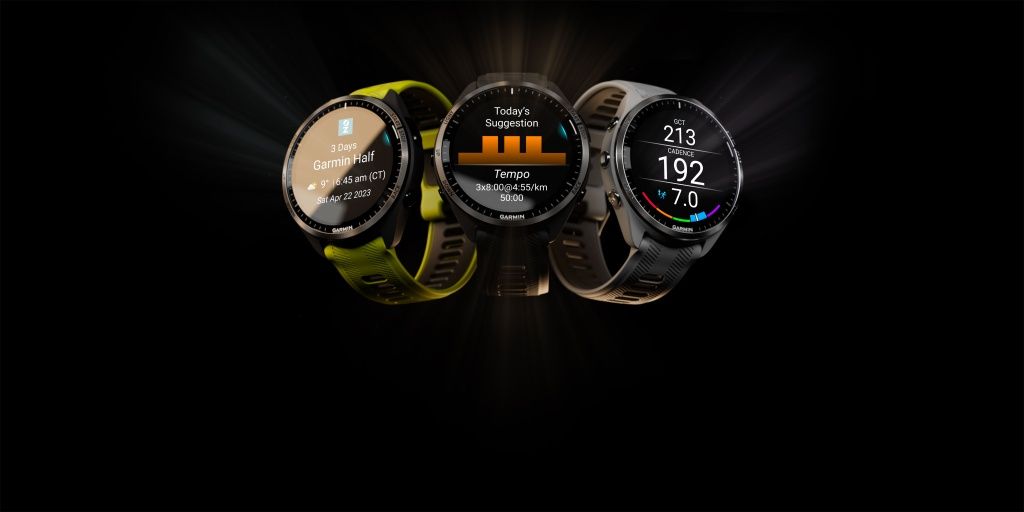 5-DESK-ON-WRIST-EMEA.jpg